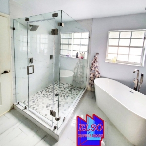 Photo of Elso Shower Door & Tub