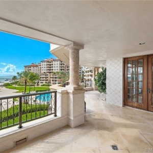 Photo of Miami Real Estate Shop