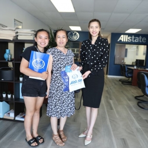 Photo of Linh Huynh: Allstate Insurance