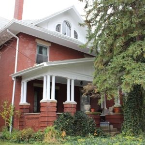 Photo of Selling WV-Real Estate Professionals