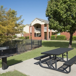 Photo of The Greens At Moore Apartments