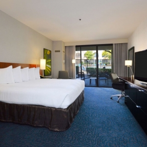 Photo of DoubleTree by Hilton Hotel Newark - Fremont