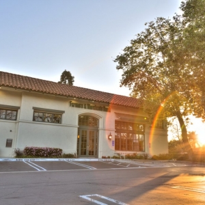 Photo of Farmers & Merchants Bank