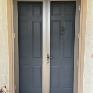 Photo of Premier Retractable Screens