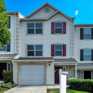 Photo of Larson & Company Real Estate