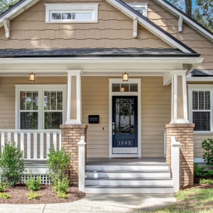 Photo of Liz Bobeck Realtor