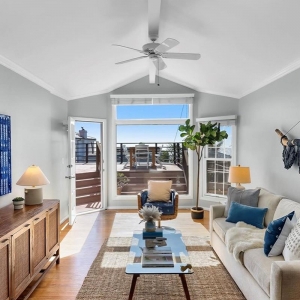 Photo of Julio and Michelle Leyva - Cavanaugh Realtors