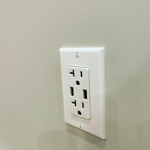 Photo of Exquisite Certified Electrician