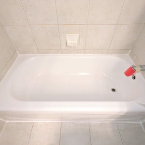 Photo of Odorless Bathtub Refinishing
