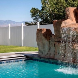 Photo of Vinyl Fence Connection