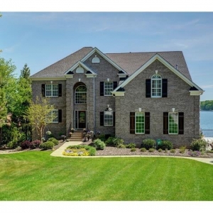Photo of Debbie Beam Realty