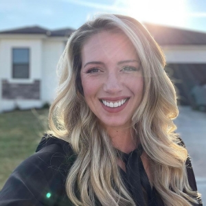 Photo of Jenny Delich - Exp Realty