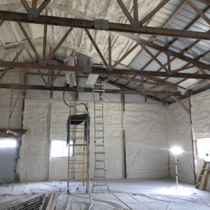 River Falls 4 Seasons Spray Foam