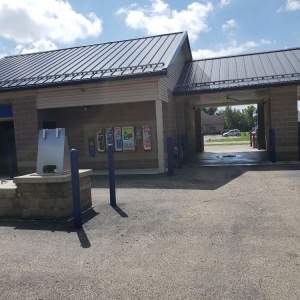 Jamestown Bubbleman Car Wash