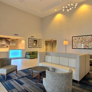 Photo of Holiday Inn Express & Suites Milwaukee Airport
