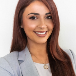 Photo of Farmers Insurance - Julia Sourfazian