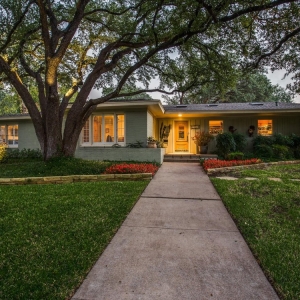 Photo of Van Garden