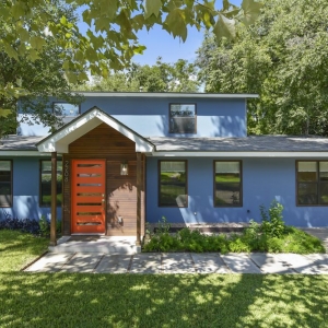 Photo of Crystal Olenbush - Austin Realtor