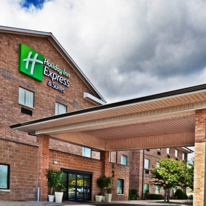 Photo of Holiday Inn Express & Suites Edmond