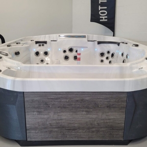 Photo of Motor City Hot Tubs & Outdoor Living