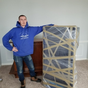 Photo of AAA Family Move