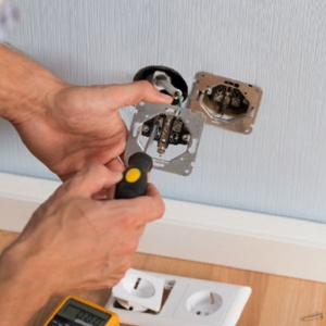 Photo of Elliot Local Electrician & Plumbing Masters