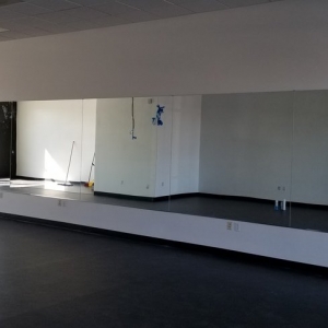 Photo of Kent's Glass & Mirror