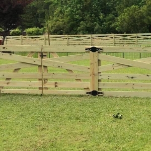 Photo of Chucks Fences And Decks