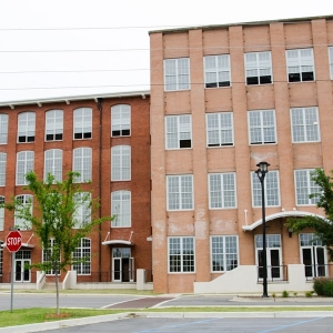 Photo of Oakland Mill Luxury Apartments