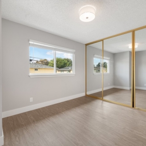 Photo of 678 Bellflower