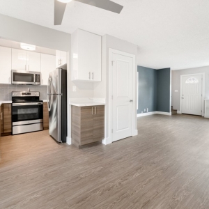 Photo of 678 Bellflower
