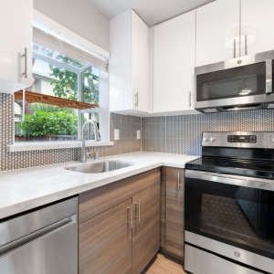 Photo of 678 Bellflower