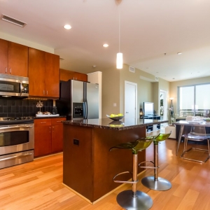 Photo of Victor Ahdieh - Savvy + Co Real Estate