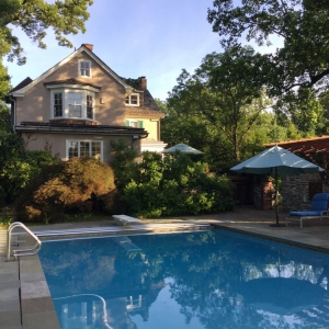 Photo of Brenda Beiser - Redfin