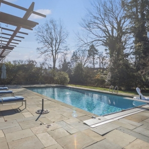Photo of Brenda Beiser - Redfin