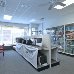 Photo of Chicago Computer Club Beverly Hills Store