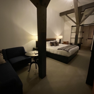 Photo of Crossroads Hotel