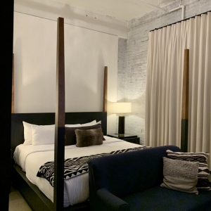 Photo of Crossroads Hotel