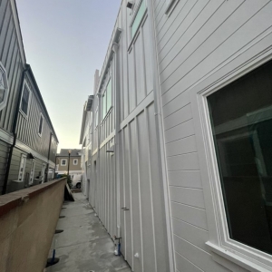 Photo of Thend Seamless Rain Gutters