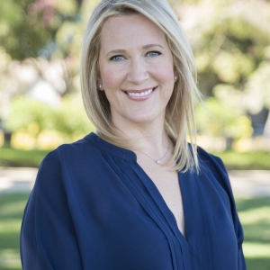 Photo of Stephanie Younger - Compass Real Estate