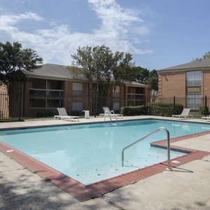 Photo of Hampton House Apartments