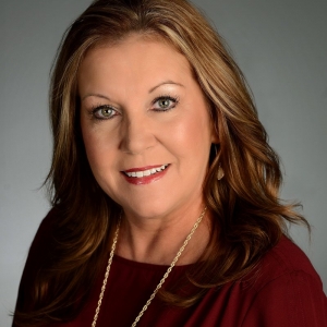 Photo of Kim Knox at Guaranteed Rate