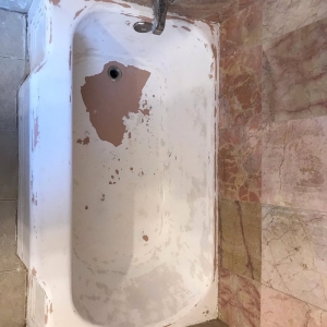 Photo of Odorless Bathtub Reglazing