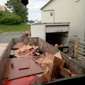 Photo of Je Transporte Hauling & Trucking