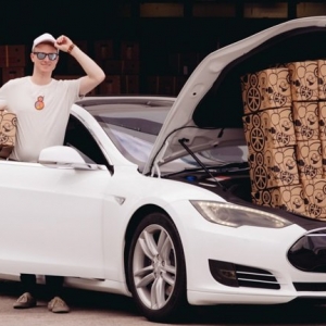 Photo of Tesla Courier Express