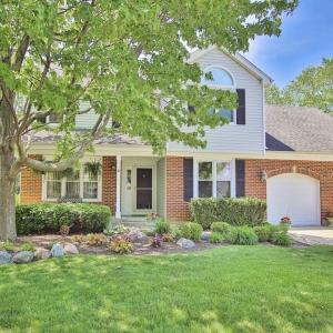Photo of Karen Danenberg Group - RE/MAX Suburban