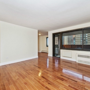 Photo of Christina Maldonado - Keller Williams NYC