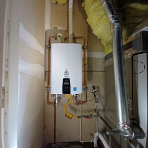 Photo of Handy Plumbing Man