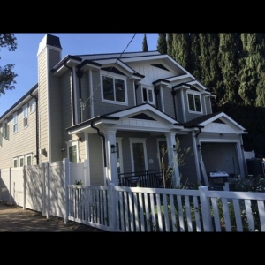 Los Angeles Aquino Siding