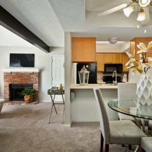 Photo of Hunter's Pointe Apartments and Townhomes